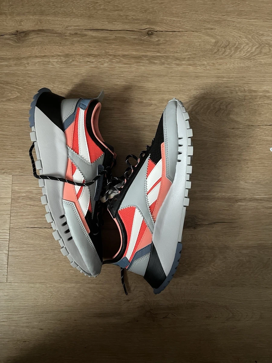 Reebok Classic Leather Legacy Low Black White 2021 for Sale  display picture 2