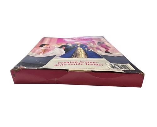 1997 BARBIE Fashion Avenue BOUTIQUE Red Sweater Preppy Shoes Glasses BOX DAMAGE - Picture 8 of 9