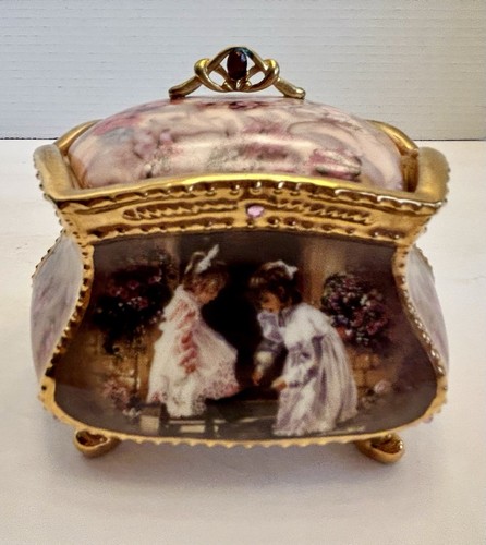 My Sister My Friend Porcelain Heirloom Music Box By Sandra Kuck Shared Memories