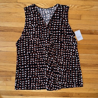 NWT Croft And barrow Sleevless Vneck Top. Size Large