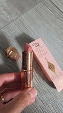 NEU Charlotte Tilbury Matte Revolution Lippen...