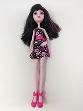 Monster High Draculaura Doll with dress and accessories