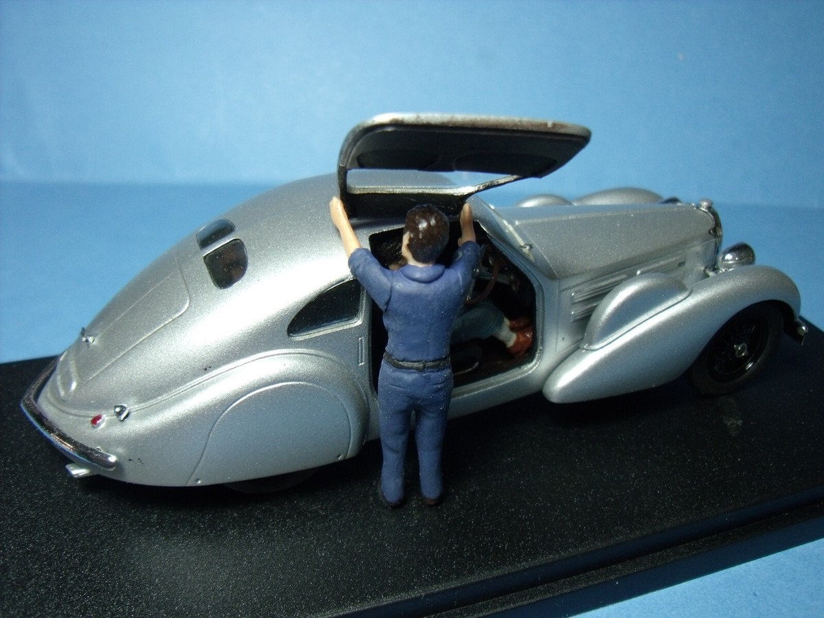 Maquette 1/43 Bugatti 64 Proto Papillons 1939 - Kit VROOM MCM - Résine - Neuf