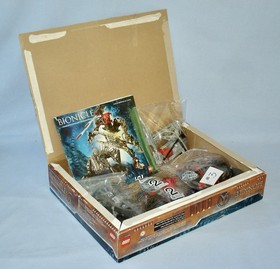 Lego Bionicle 8924 MAXILOS & SPINAX Toa Mahri 100% with Box and Manual