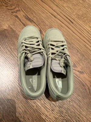Nike Dunk Low Premium 'Oil Green' Size 10.5