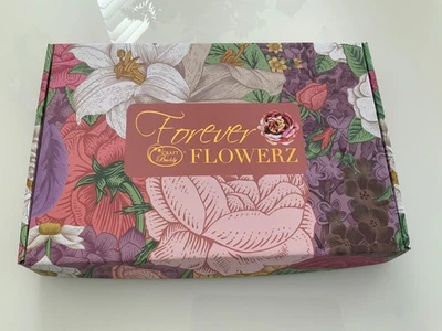 Forever Flowerz Craft Buddy - ATEMBERAUBENDE WINTER-ROUGE-Kollektion. NEU. - Bild 1 von 4
