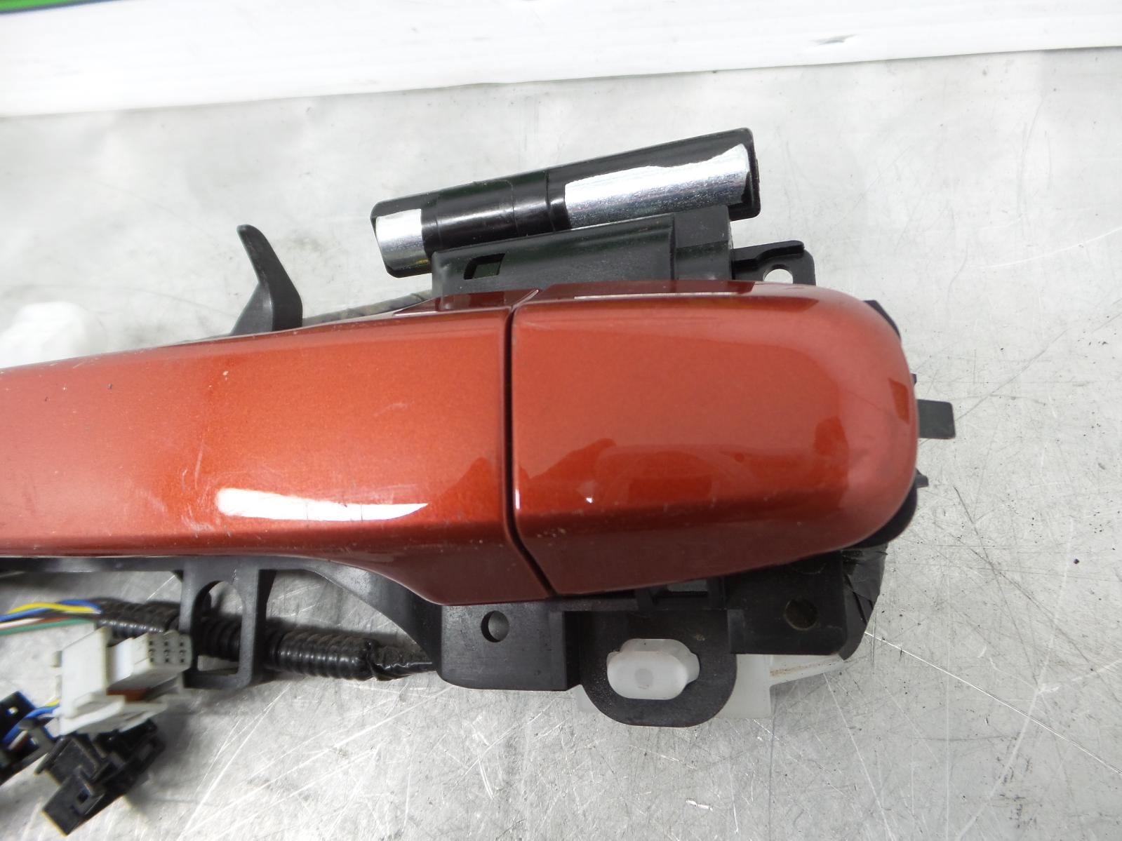 2014 Toyota Camry OUTER LH FRONT HANDLE W/ KEYLESS ENTRY ASV50 12/11-04/15 image 5