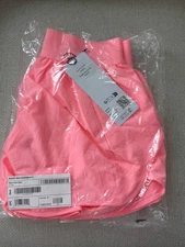 NWT Alo Yoga Match Point Short Neon Bubblegum Size: Small Sold Out!