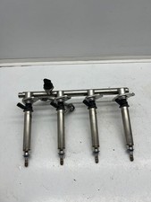 Mercedes-Benz C W205 2016 Kraftstoffverteiler Einspritzleiste Verteilerrohr