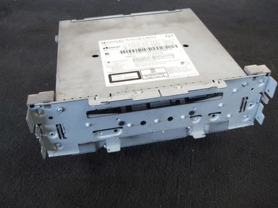 Mercedes Benz W204 C Class Radio + Multi-Media Head Unit A2049003509 - Image 1 of 4