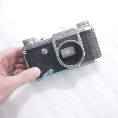 Pentacon FM 35mm SLR Film Camera (Contax FM)