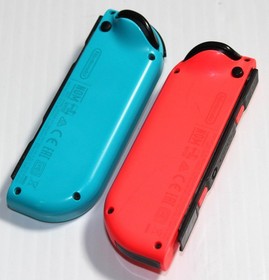 Nintendo Switch 32GB - Tablet Console w/ Joy Cons (HAC-001) + 32GB Micro SD Card