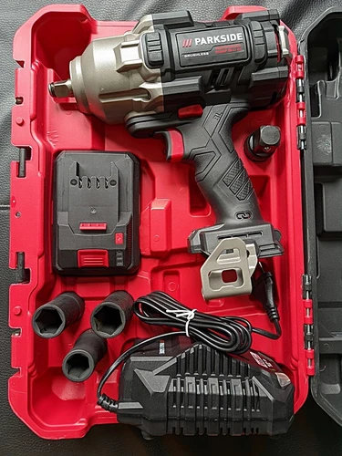 PARKSIDE PERFORMANCE  PASSP 20 Li C4 Akku Drehschlagschrauber mit 4 Ah Akku/Lade