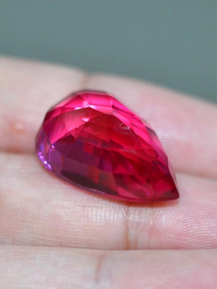 38.65 Ct 23.92x15.16 MM Pear Red Ruby Sapphire Lab Corundum R9516 - Image 4 of 4