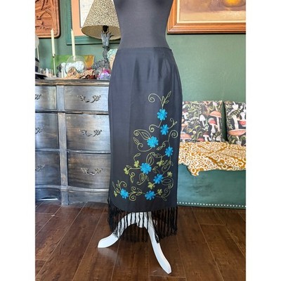 Clio Petites Black 100% Silk Floral Embroidered Fringe Midi Pencil Skirt Size 10