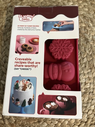 So Yummy Bella Silicone Mold Set Chocolate Santa Snowman Canes Snowflakes 2pcs - 第 8/9 張圖片