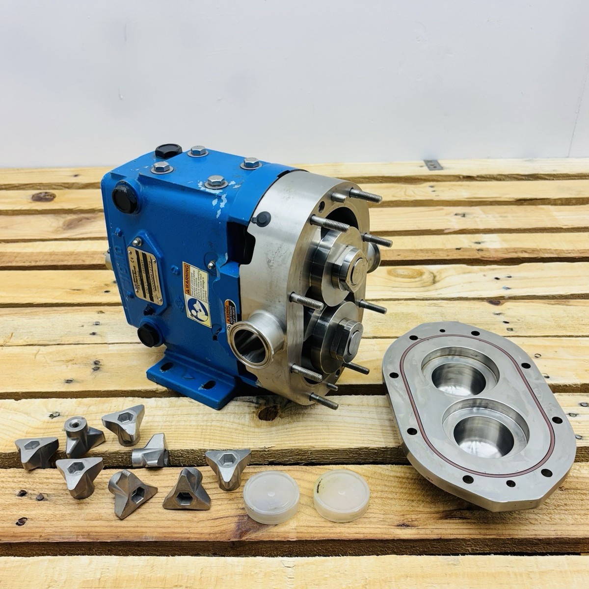 Waukesha Cherry-Burrell 030 U1 Stainless Positive Displacement
