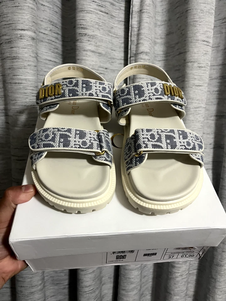 迪奥-迪奥莱特凉鞋-7码/欧盟37女式全新 — 第 3/4 张图片