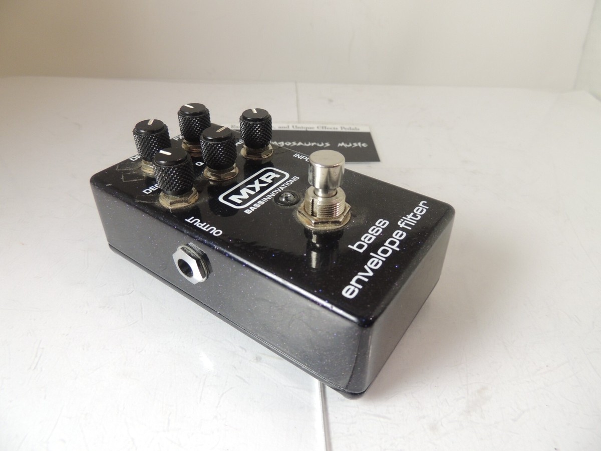 MXR bass envelope filter M82 オートワウ MXR M82 Bass Envelope Filter | The Bass Shop