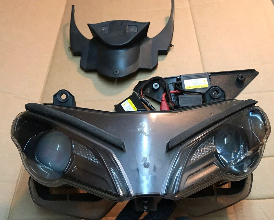 Ducati 848 1098 1198 2008-2013 OEM Headlight Front Light 52010153A - Image 2 of 4