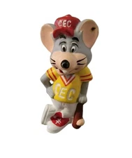 VINTAGE 1986 -  CHUCK E. CHEESE SHOWBIZ PIZZA TIME -2.5" TALL BASEBALL FIGURE