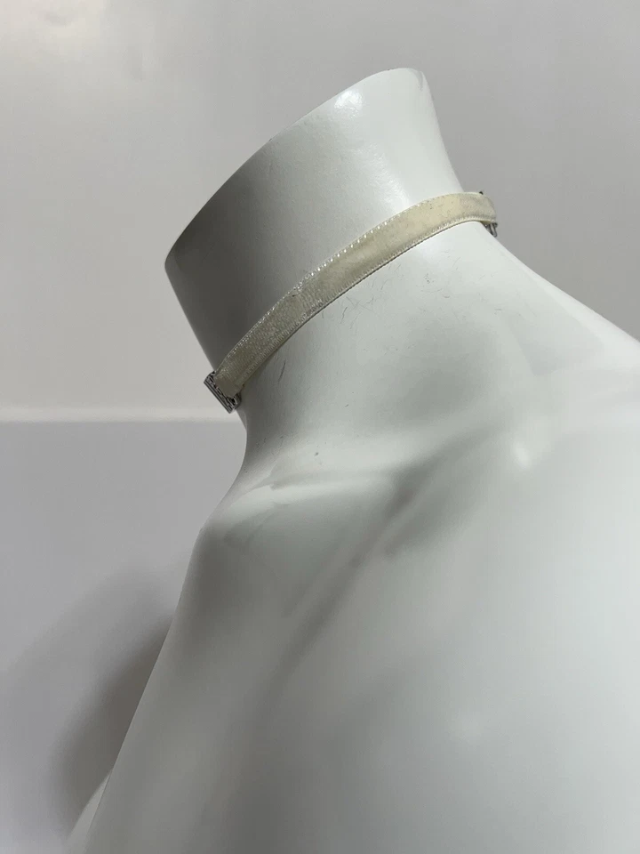 Gargantilla de terciopelo blanco monograma rosa Christian Dior de John Galliano de colección Foto 3 de 4