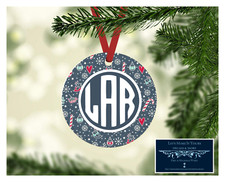 SET OF 4 MONOGRAM INITIALS METAL CHRISTMAS ORNAMENTS PERSONALIZED SNOWFLAKES D14