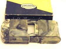 ARCADIA COMMANDER POCKET-SIZE SELF-LIGHT 35mm SLIDE VIEWER W/ORIGINAL BOX VINTG