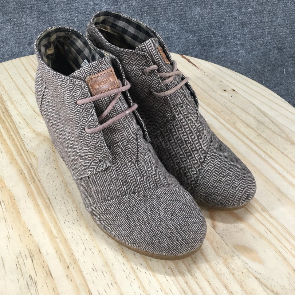 Botas Toms para mujer 10 espiga desierto botines de cuña beige con cordones informales Foto 3 de 4