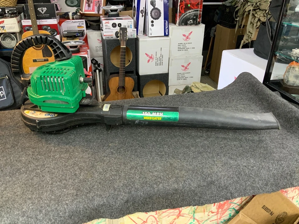 SOPLADOR DE GAS WEED EATER FEATHERLITE FL1500LE 23CC 150 MPH MÁS LIGERO DEL MUNDO Foto 4 de 4