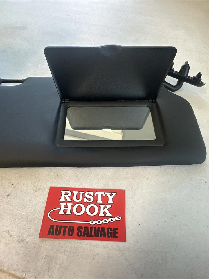 Оригинальный черный солнцезащитный козырек для правостороннего пассажира 2010Ford Focus 4U5A-00014-AB - Изображение 4 из 4