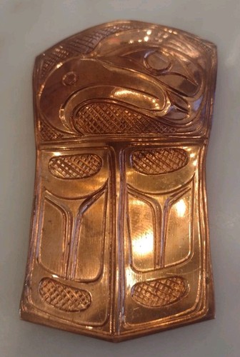 First Nations Majestic Eagle Carving Shield Pendant Artisan Paddy Seaweed Haida - Picture 3 of 14