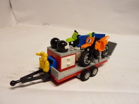 LEGO &reg; 4433, city dirt bike transporter