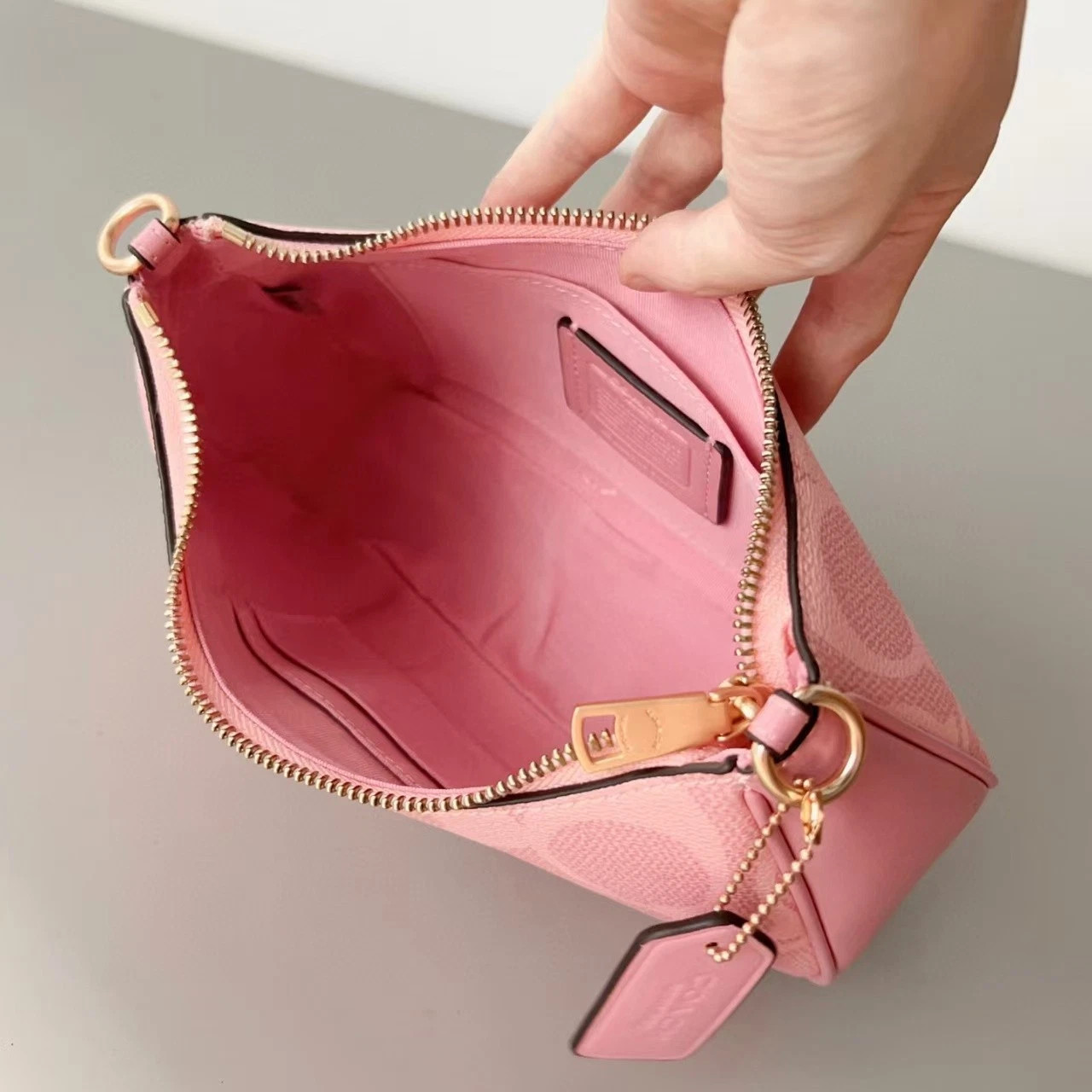 COACH Teri Shoulder Bag In signature canvas/Gold/Powder Pink New CAL51