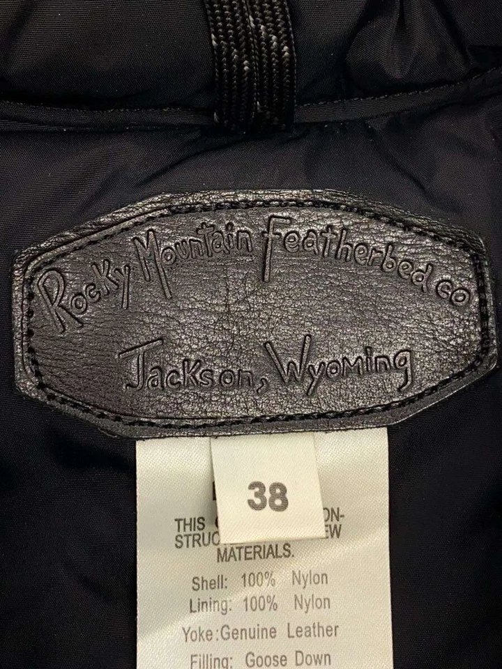 Rocky Mountain 羽毛床皮革 Yoke 开关背心 M 尼龙黑色 — 第 3/4 张图片