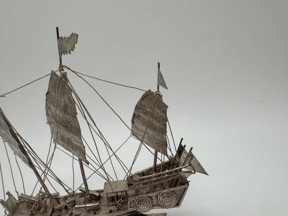 中国古董出口银垃圾船带木架大炮有标记 — 第 3/4 张图片