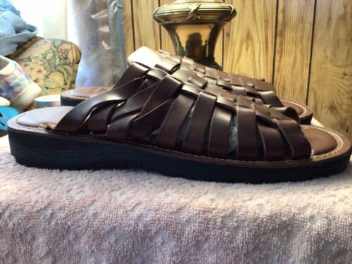 Men’s Dockers Slip-in Shoes/Sandals Size 11 Rare!