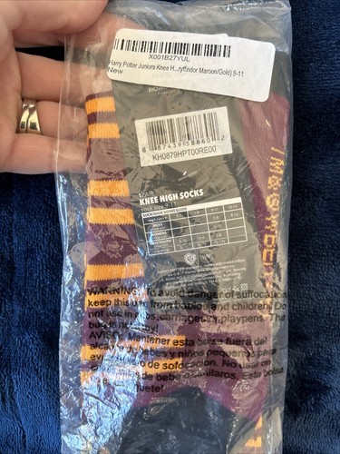 NEW Bioworld Harry Potter SOCKS - Knee High Gryffindor  Burgundy& Yellow 9-11 - Picture 4 of 7