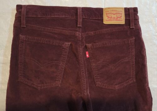 Levi's Damen 724 High Rise Straight Jeans Decadent Chocolate - Cord 30 - Bild 5 von 9