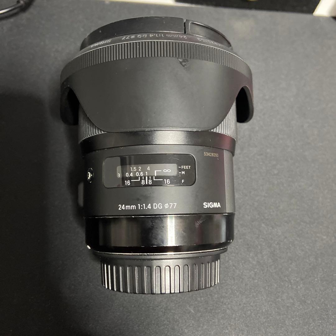 Canon　12mm F1.4 DG HSM Canon 12mm F1.4 DG HSM Lens for Canon EF Mount Excellent Condition