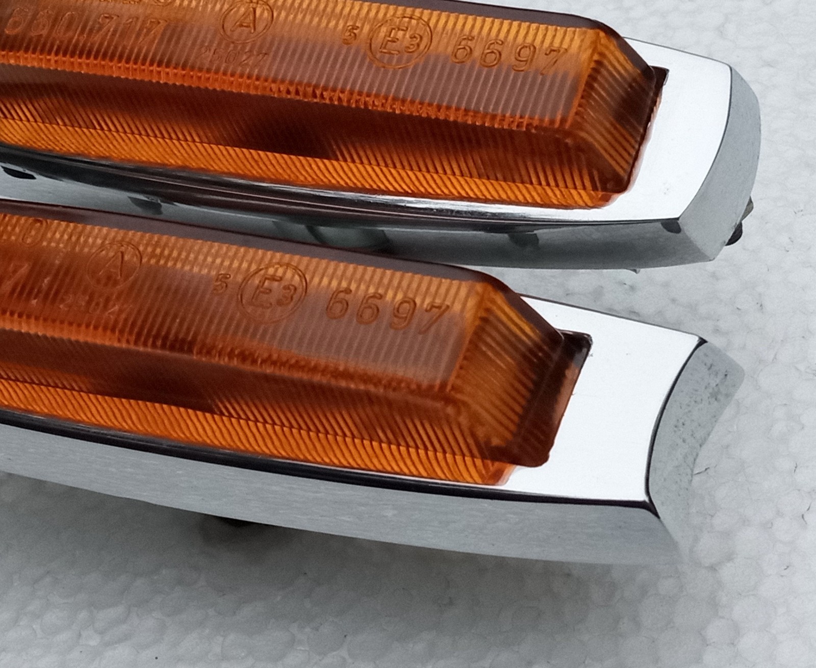 Maserati Ghibli Carello Side Marker Light_Lamps Chrome_Pair Bezels_115 BL 64599
