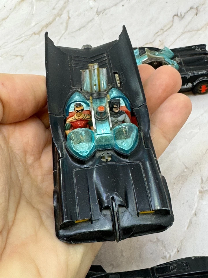 2 RARE CORGI TOYS No 267 VINTAGE 1966 BATMAN 'S BATMOBILE Plus One Current One - Image 2 of 4