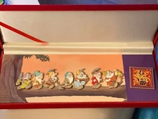 HTF Disney Collector pin Set Snow White 7 Dwarfs Dopey Doc Grumpy Bashful Sleepy