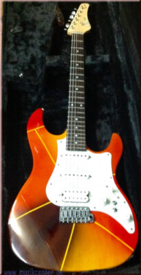 FGN Expert Odyssey Custom Custom Lackierung by Jozi Lak Ladendemo mit Koffer