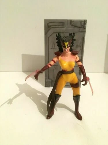 Figurines et statues jouets Marvel Legends avec wolverine
