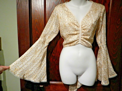 Marfil y Oro Celestial Espalda Abierta Encogerse de hombros estrellas bruja pagana gótico crop top ángel 4C - Imagen 2 de 7