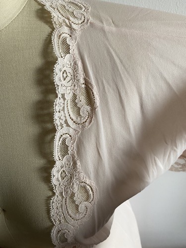 Vintage Lily of France Nightgown Robe Set Lace Union Label Lingerie Petite Pink - Picture 8 of 12