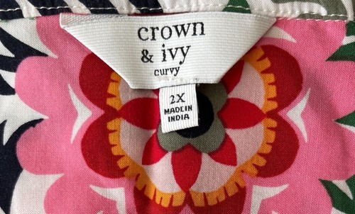 Crown And Ivy Tunic Top Women 2X Floral Curvy Crochet Boho Babydoll Relaxed NWT - Picture 4 of 12