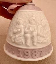 LLADRO Porcelain 1987 CHRISTMAS BELL Ornament CHILDREN PLAYING IN SNOW  Box NEW