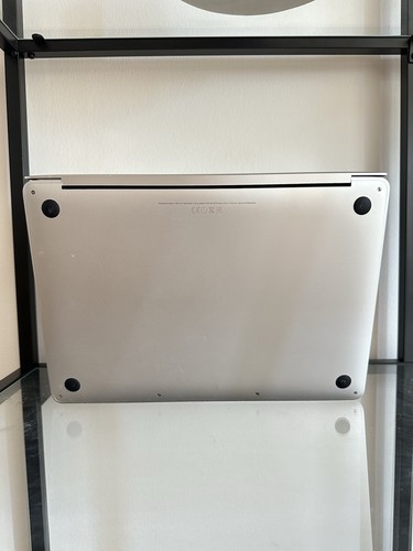 MacBook Pro 13” (2016, 2x Thunderbolt 3) – Defective / Boots – No Charger - Afbeelding 6 van 8